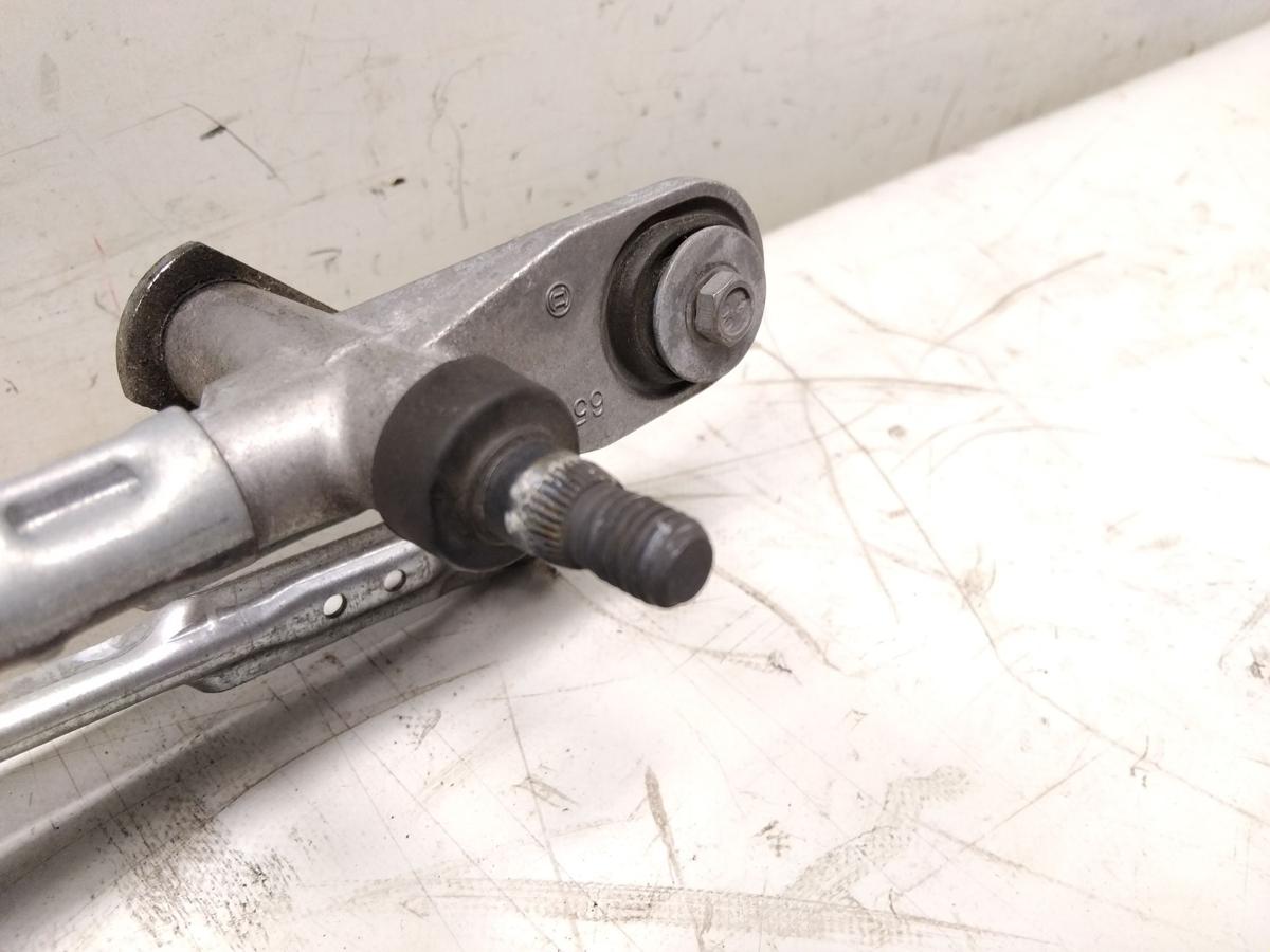Tesla Model 3 original Wischermotor mit Wischergest&auml;nge vorn Bj.2021
