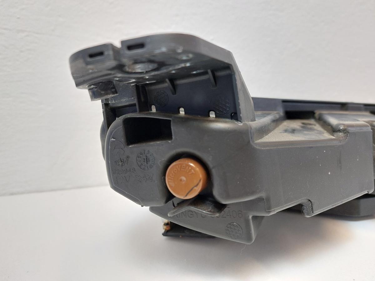 NIO EL6 Elektro SUV LED Tagfahrleuchte vorn links Tagfahrlicht Voll LED