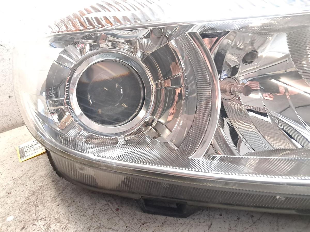Skoda Fabia 2 5J Facelift original Scheinwerfer rechts Halogen Ellipsoid BJ2013