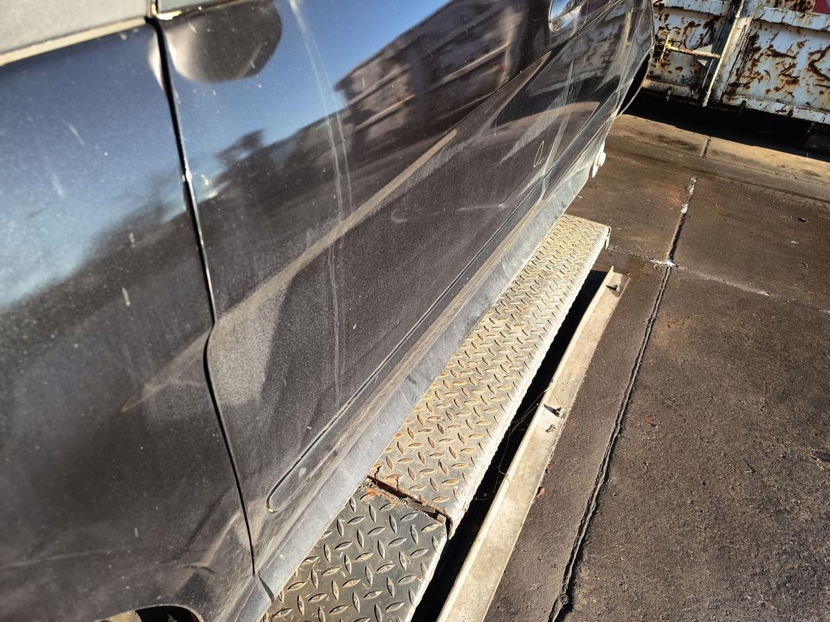 Mercedes W245 Mopf original T&uuml;r vorn links Fahrer schwarz &uuml;berlackiert Bj 2011