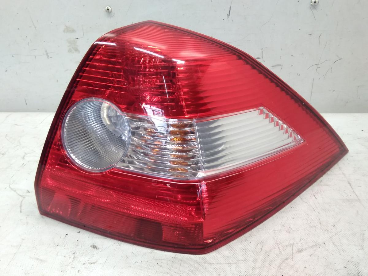 Renault Megane 2 Limousine orig. R&uuml;ckleuchte Schlussleuchte rechts 4t&uuml;rig BJ2004