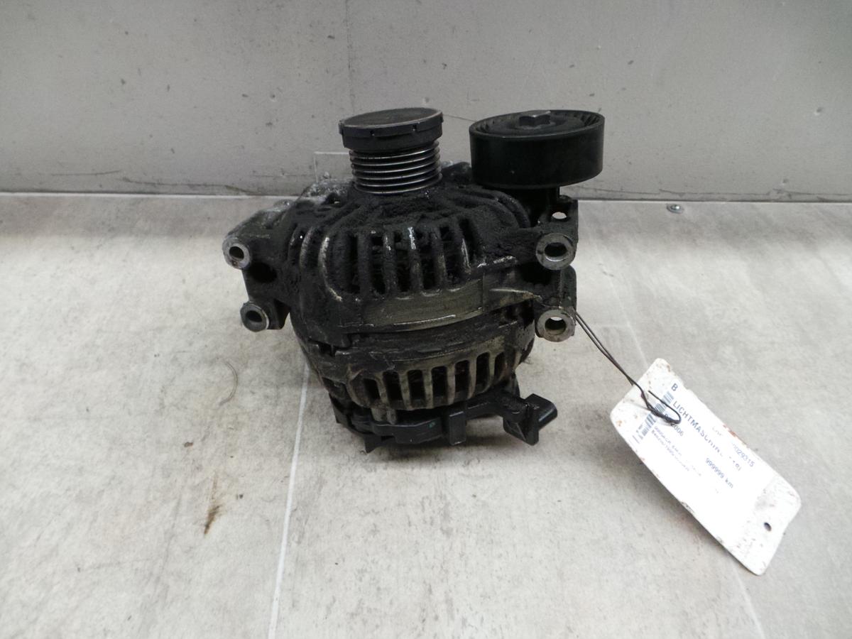 BMW 1er E87 04-07 Lichtmaschine Generator 118i 95KW Bosch