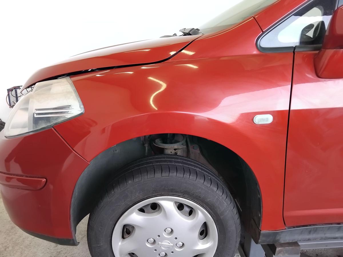 Nissan Tiida C11 original Kotfl&uuml;gel links NAC New Red Metallic BJ2009