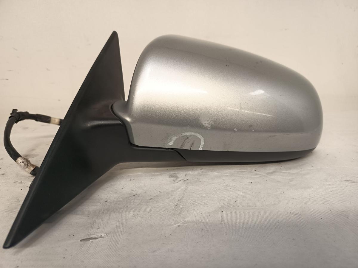 Audi A3 8P vor Facelift orig Außenspiegel elektr. 5 Pins LY7W Silber Bj 2006 Audi A3 8P vor Facelift orig Außenspiegel elektr. 5 Pins LY7W Silber Bj 2006