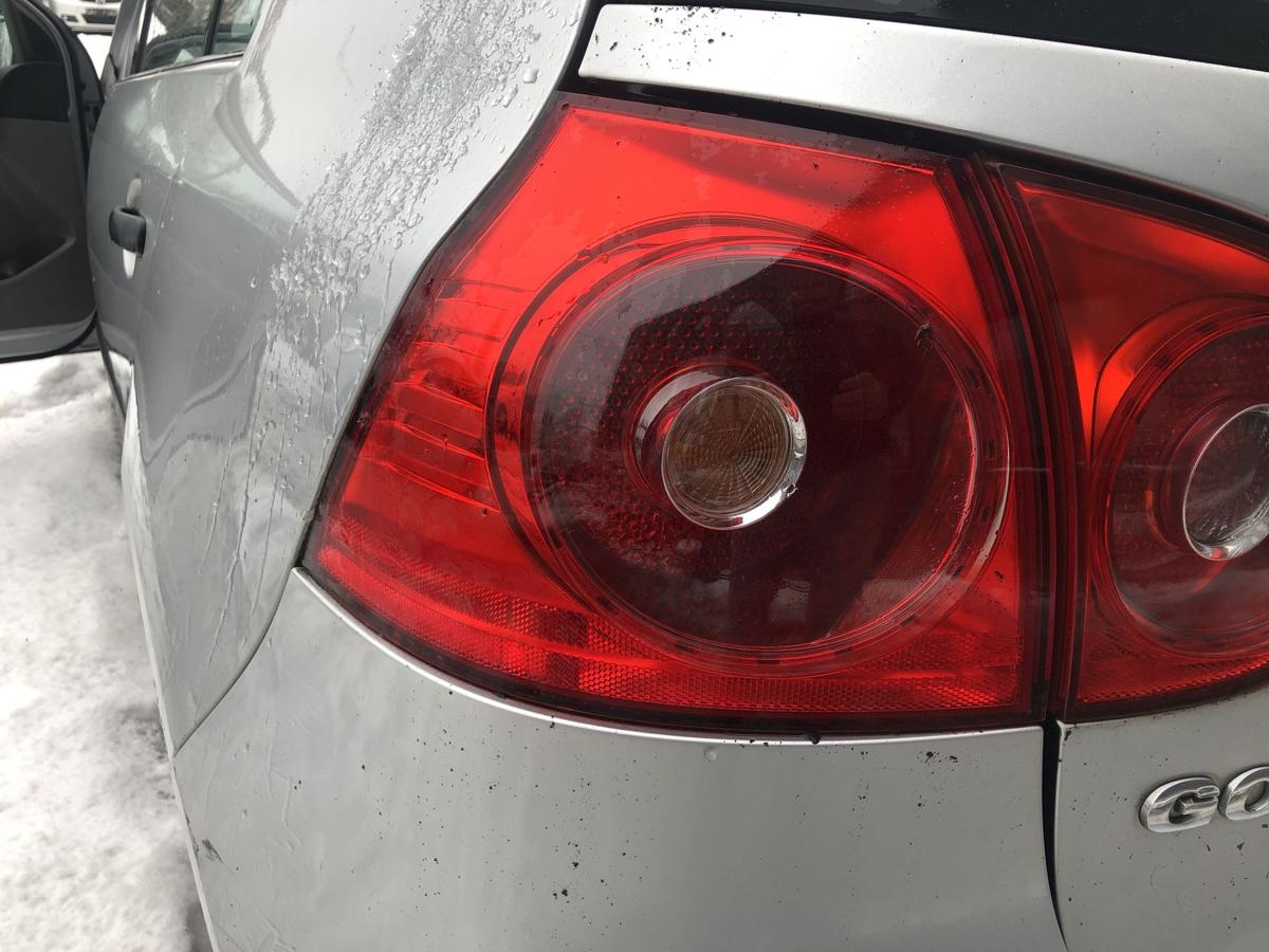 VW Golf 5 V 1K R&uuml;ckleuchte au&szlig;en links Ecke R&uuml;cklicht Heckleuchte 3 und 5 t&uuml;rer