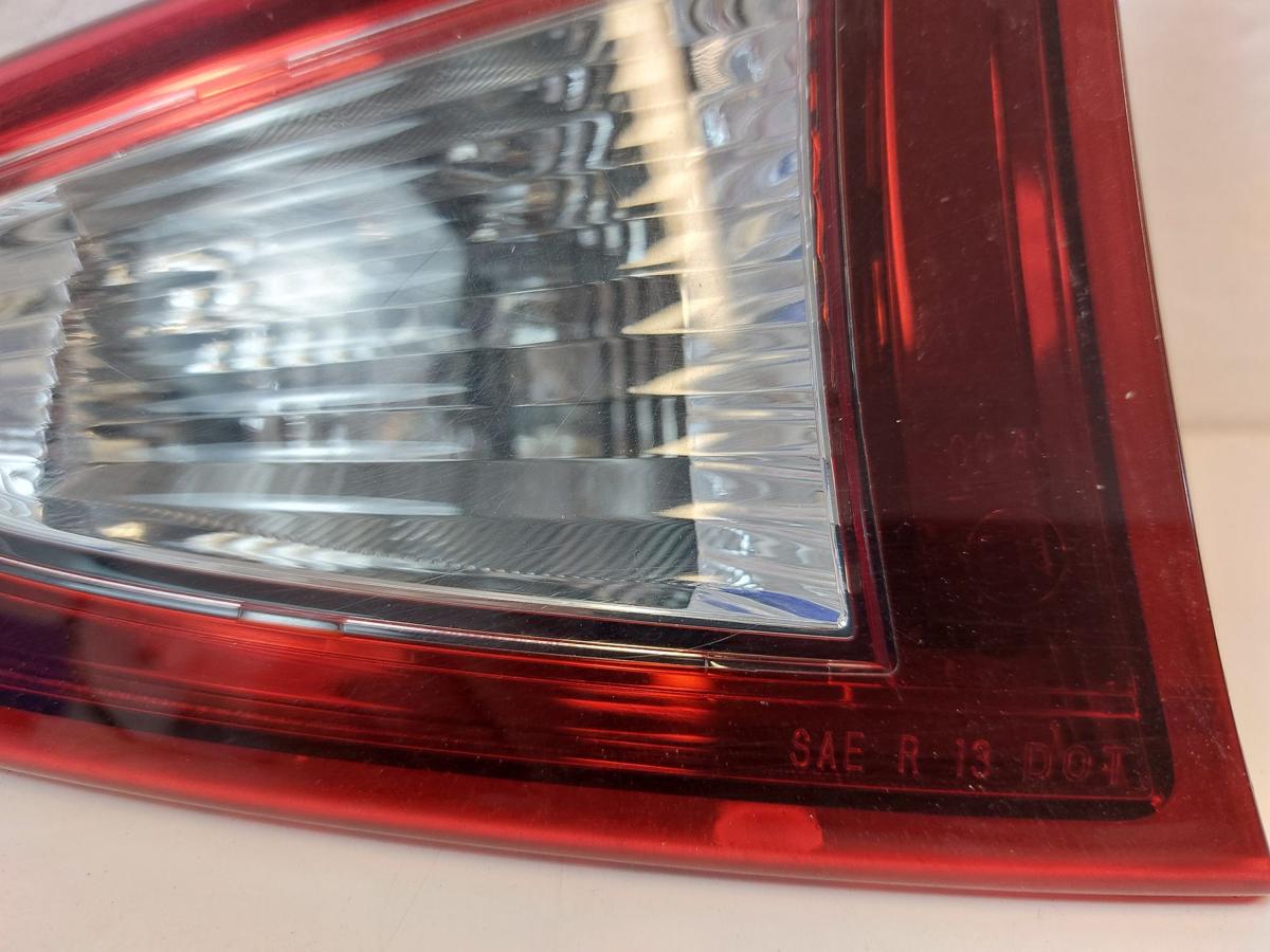 Mazda 2 DJ R&uuml;ckleuchte innen rechts Heckklappenteil R&uuml;cklicht Heckleuchte OE