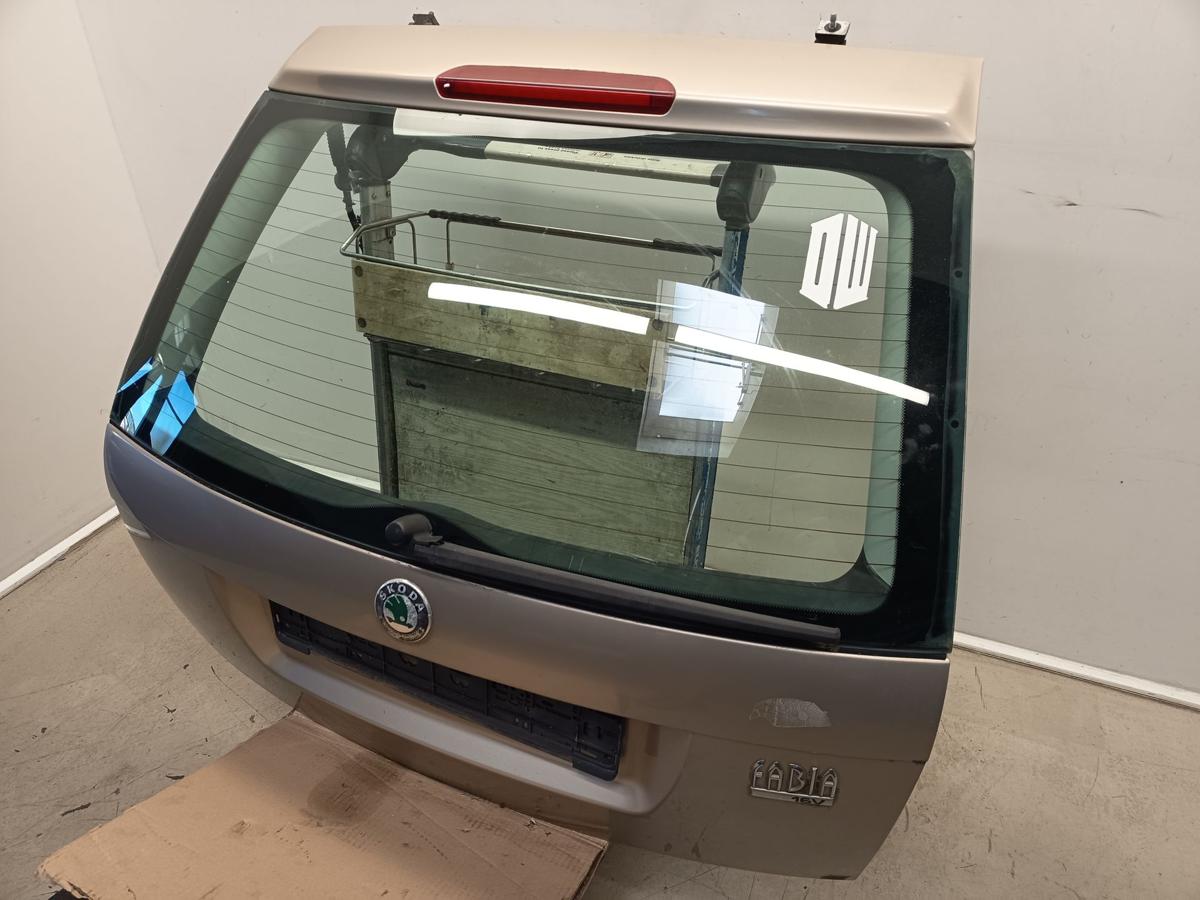 Skoda Fabia 6Y Kombi original Heckklappe mit Scheibe LF8F Sahara Beige Bj 2004