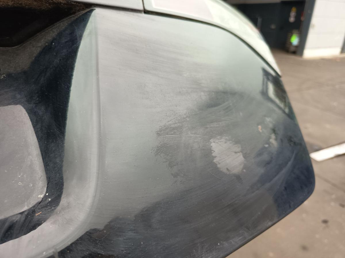Audi A4 B7 Avant original Heckklappe mit Scheibe Y9B Brillantschwarz Bj 2007