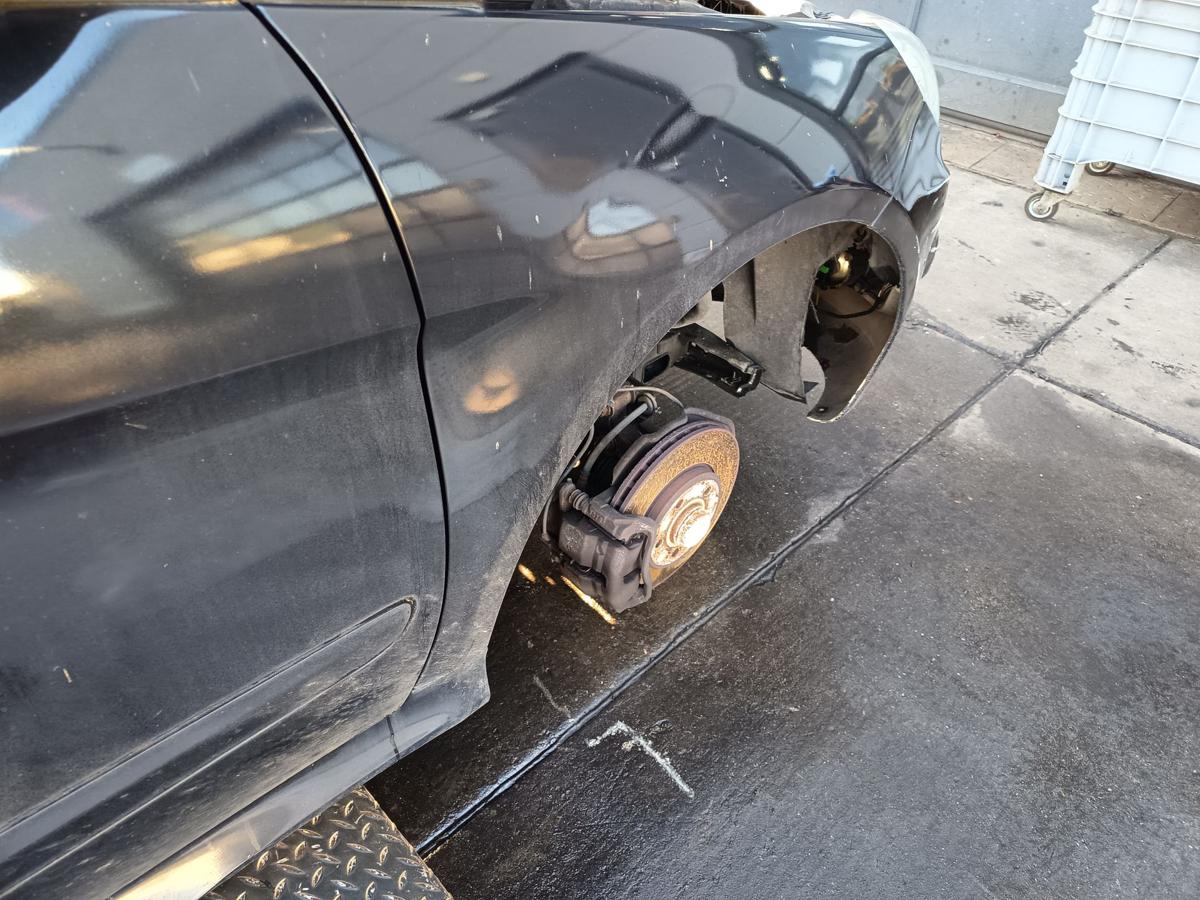 Mercedes W245 Mopf orig Kotfl&uuml;gel rechts Seitenteil schwarz &uuml;berlackiert Bj 2011