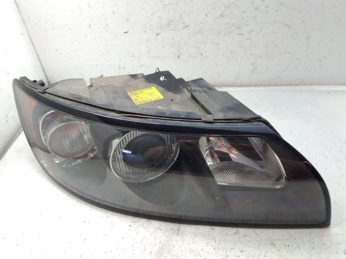Volvo V50 S40 II orig Scheinwerfer vorn rechts Halogen mit LWR 30698874 BJ2006