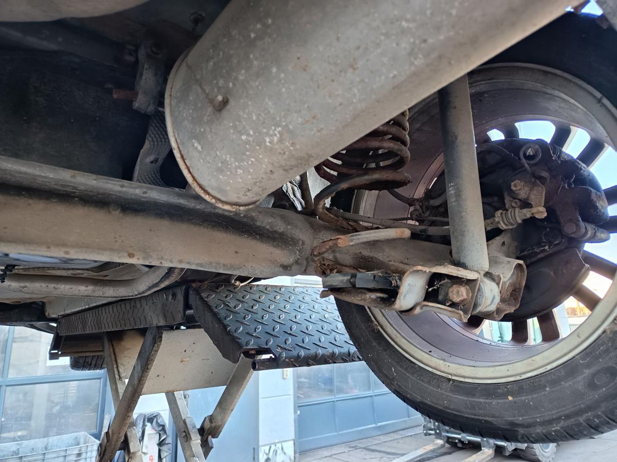 Mitsubishi Colt Z30 original Hinterachse Tr&auml;ger scheibengebremst f&uuml;r 4A90 Bj2005