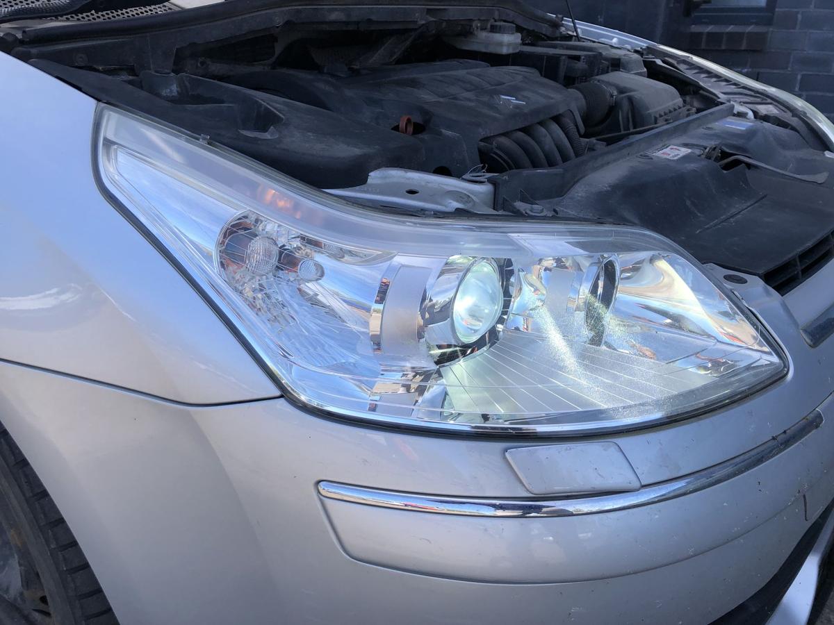 Citroen C4 Typ L Scheinwerfer rechts Xenon Frontscheinwerfer OEM Valeo