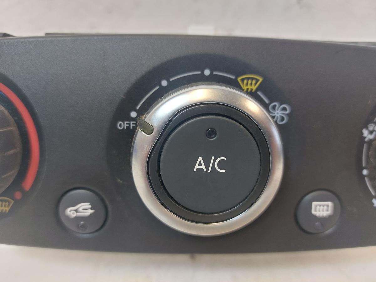 Renault Clio IV X98 TCe90 Klimabedienteil Heizungsregulierung manuelle Klima