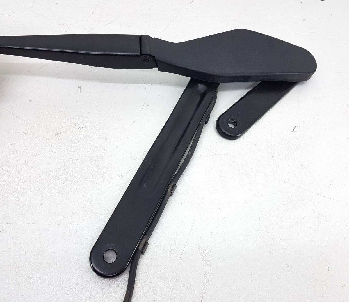 Tesla Model X Wischerarm vorn rechts Bj2022 1615632-00-A 0399406726 schwarz