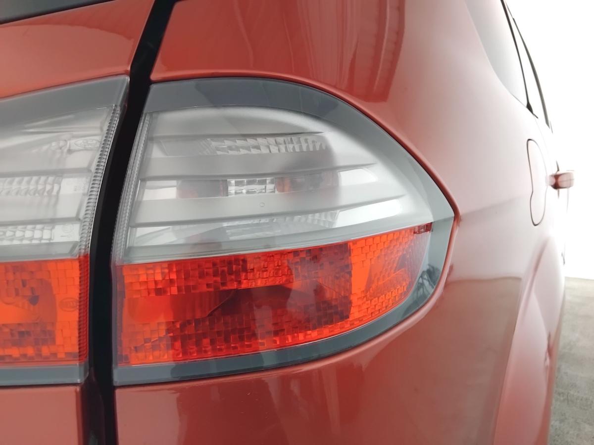 Ford S-Max 1 WA6 original R&uuml;ckleuchte Heckleuchte rechts au&szlig;en BJ2008