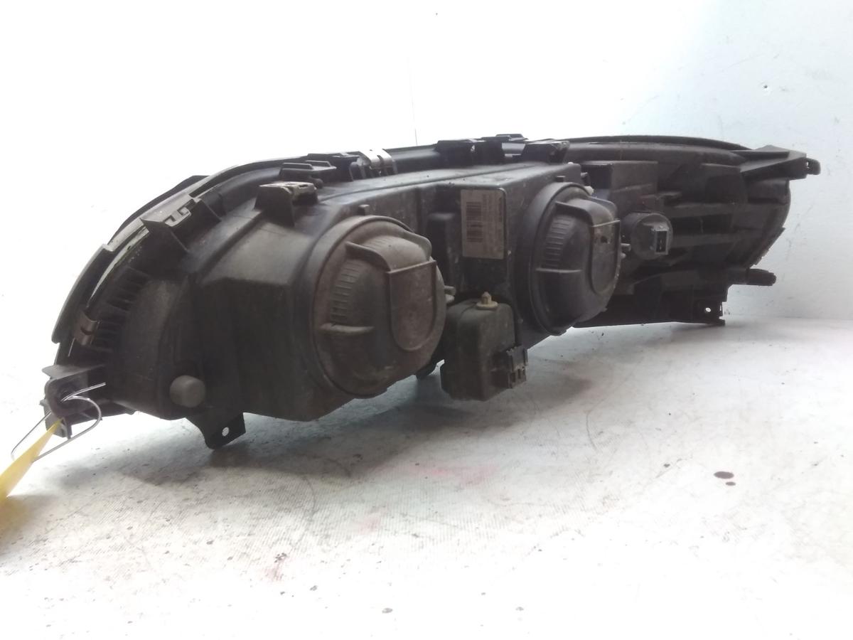 Volvo V70 2 original Scheinwerfer rechts Halogen Valeo Bj.2004