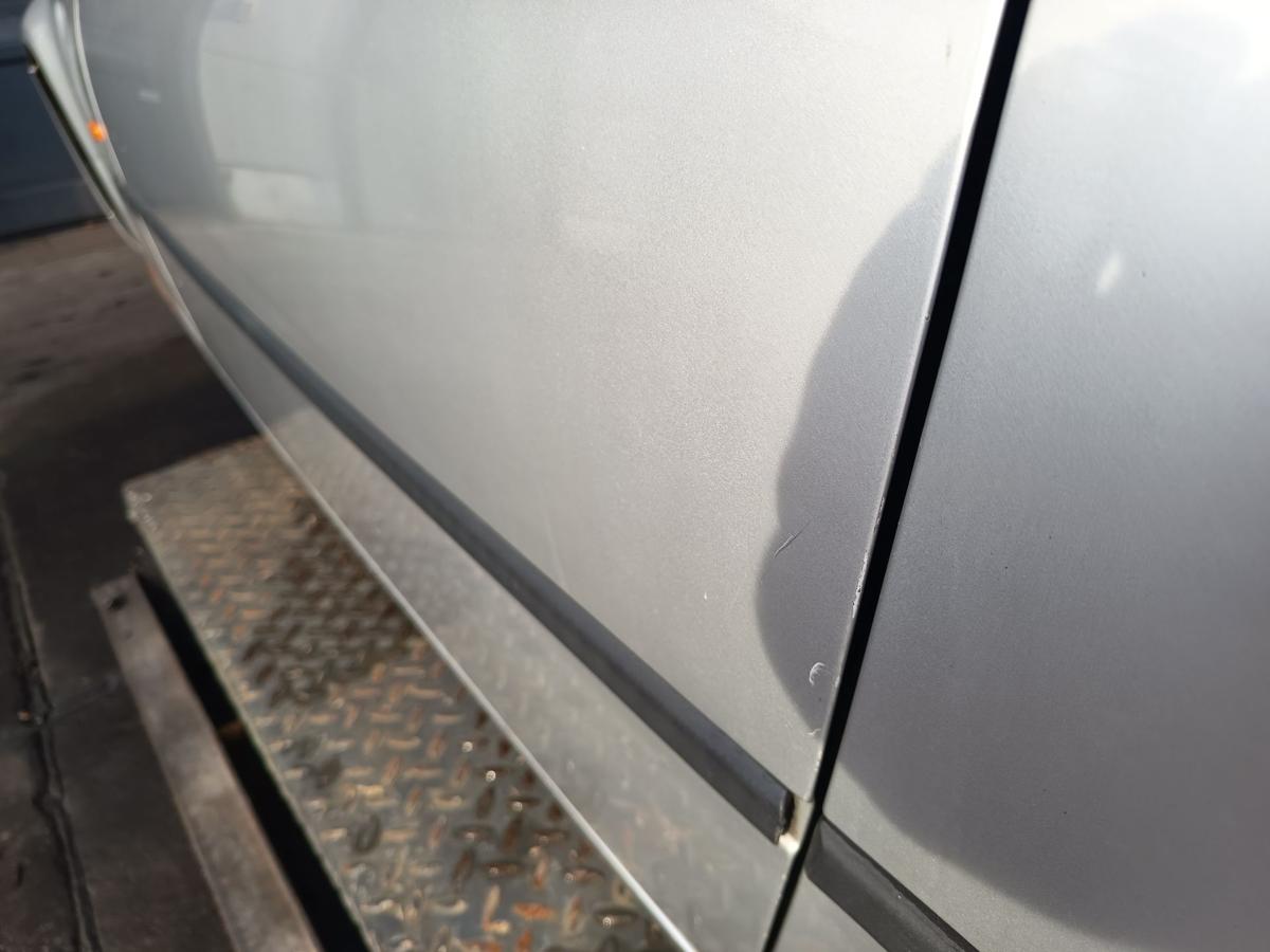 BMW 3er E46 Compact original T&uuml;r links Fahrer 354 Titansilber Bj 2002