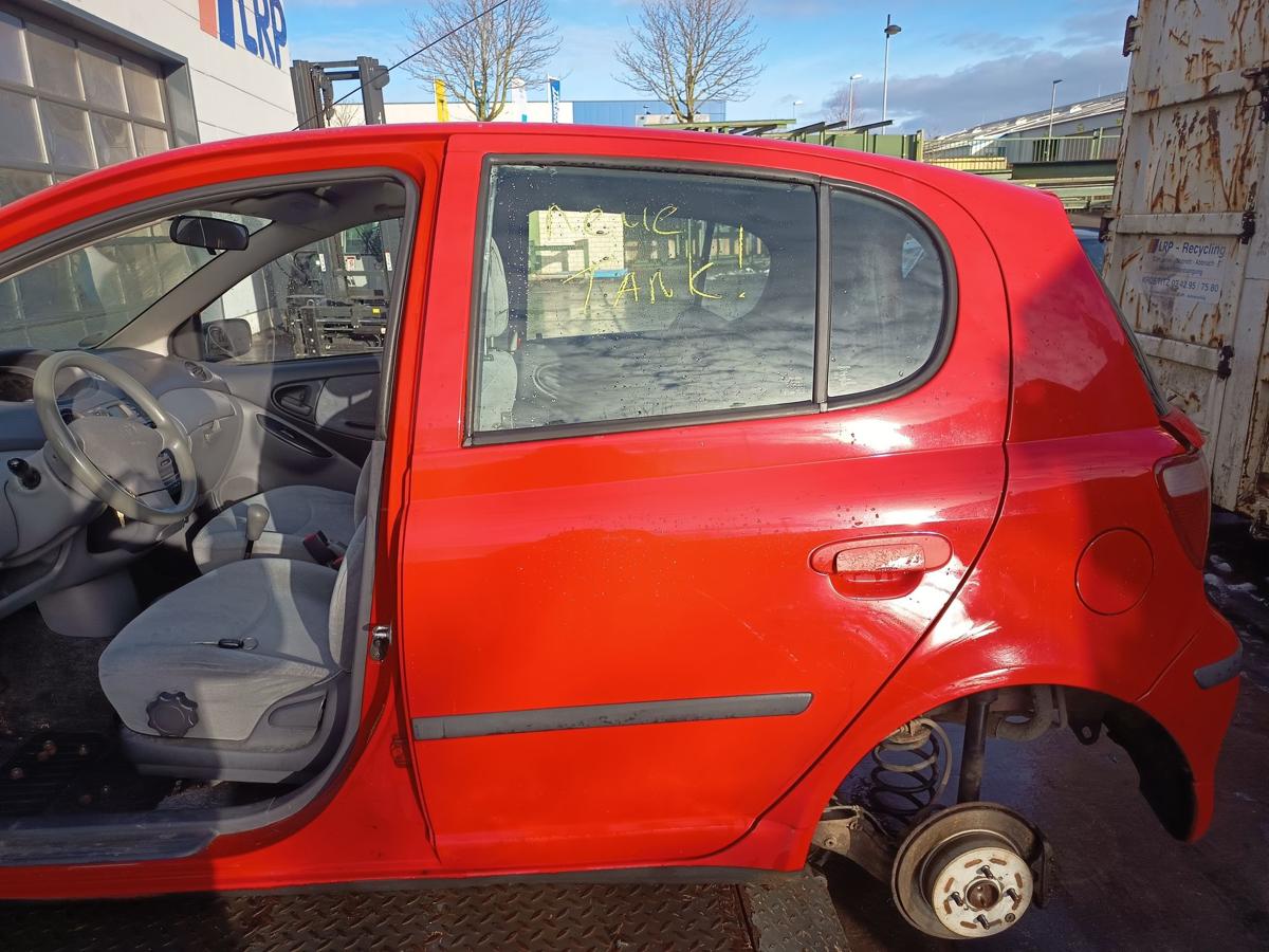 Toyota Yaris XP10 original T&uuml;r hinten links Fond 3P0 Vulkanrot Bj 2001