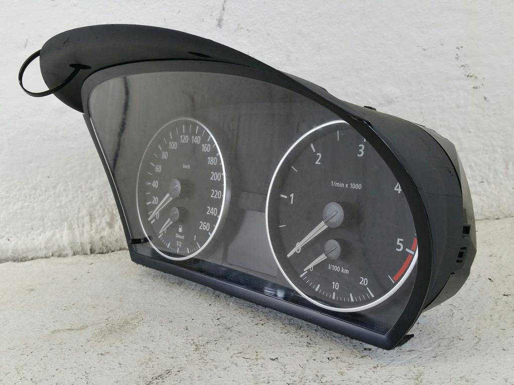 BMW E90 E91 3er Bj.06 Kombiinstrument 320d 120kw 9110205 Tacho