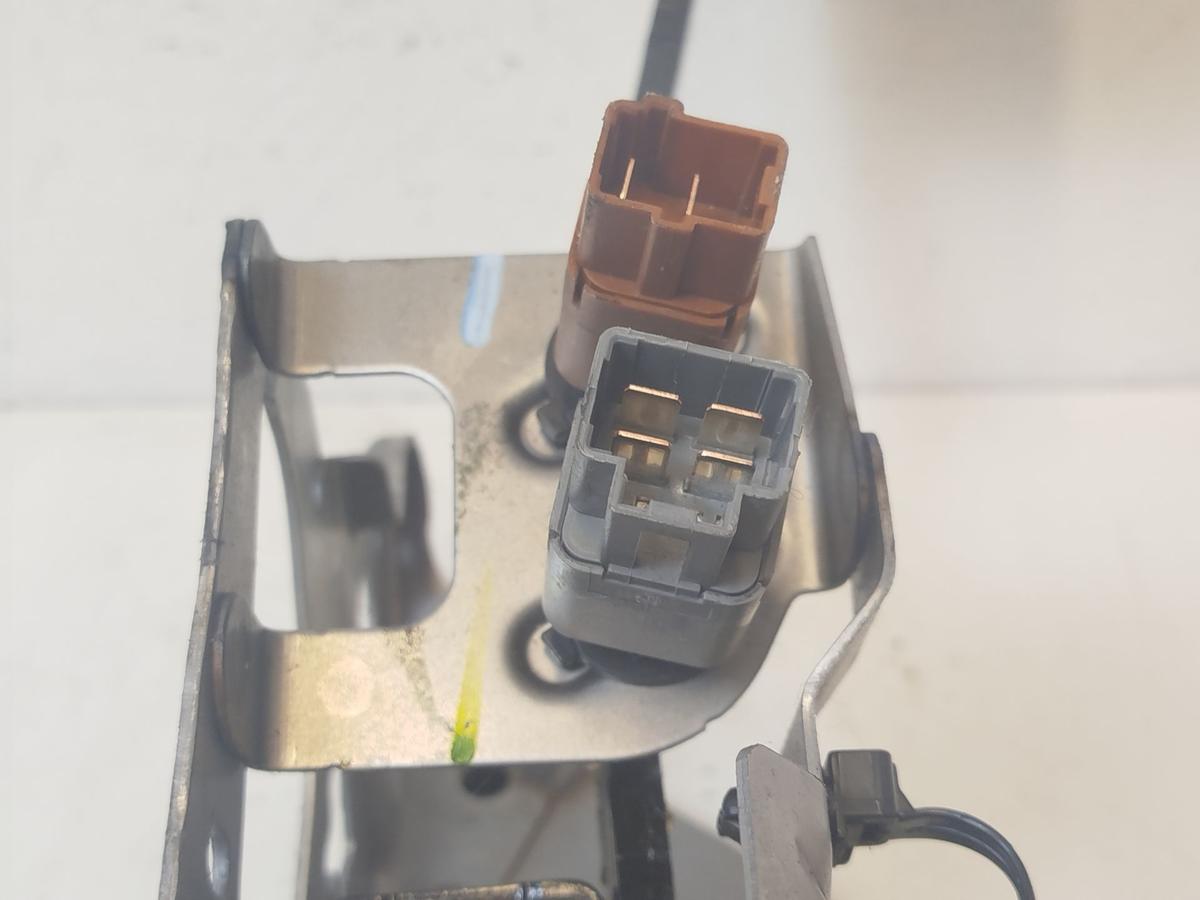 Nissan Leaf ZE1 40kWh Bremspedal mit Lagerbock OEM Pedalbock