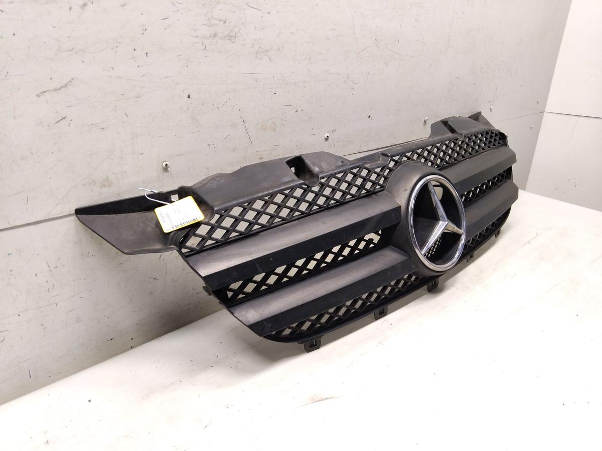 Mercedes Benz Sprinter 2 906 original K&uuml;hlergrill mit Emblem Bj.2006