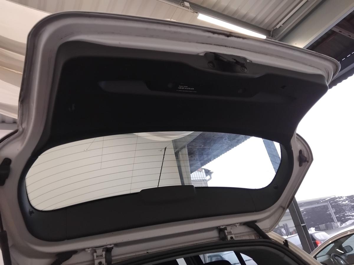 BMW 1er E81 E87 Heckklappe 354 Titansilbermetallic mit Heckscheibe BJ2007