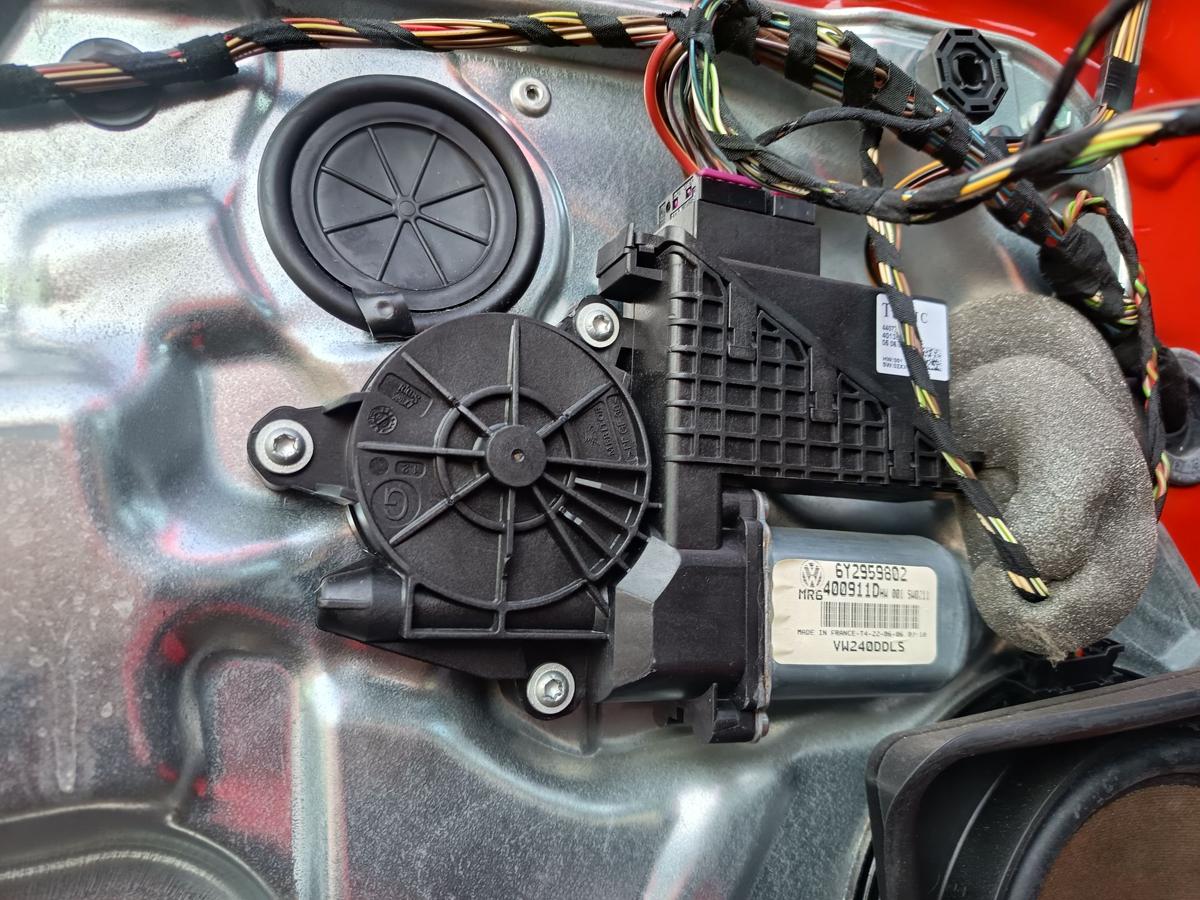 VW Polo 9N3 3türer original Fensterheber vorn links Fahrer mit Motor 6Y2959802