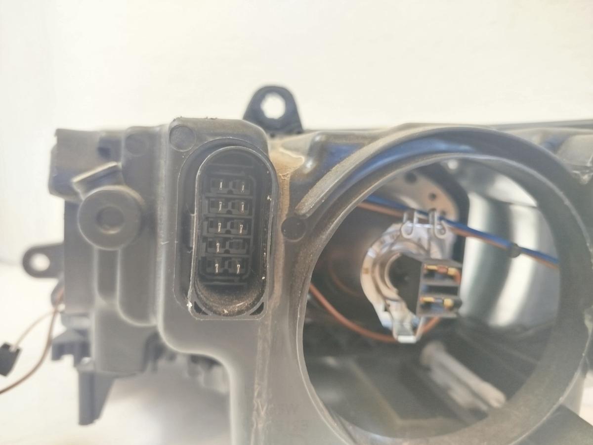 Skoda Superb 2 Typ 3T Scheinwerfer vorn rechts Frontscheinwerfer Halogen TYC