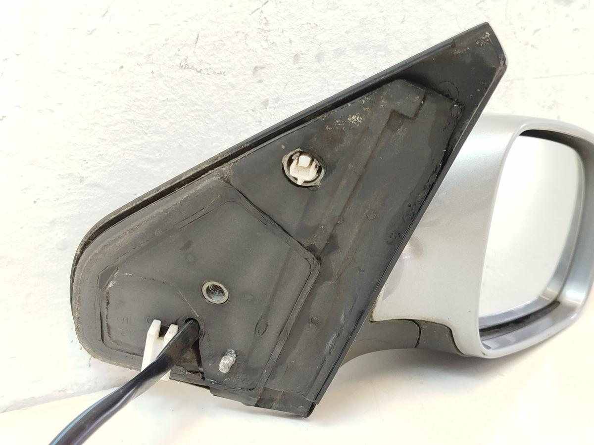VW Golf 4 IV 1J Au&szlig;enspiegel rechts Spiegel elektrisch LD7V Silbergrau Metallic