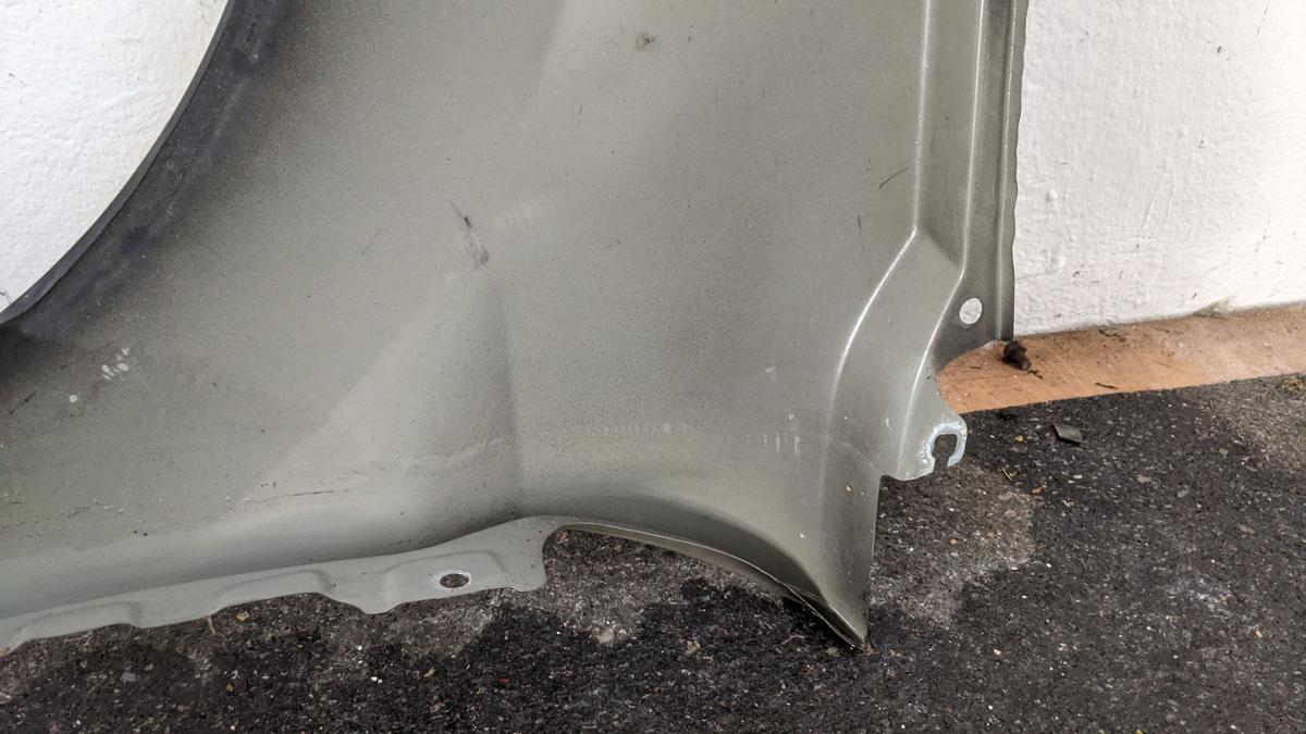 Ford Fiesta JA8 Kotflügel Fender vorn rechts OE Pantherschwarz Bilder ansehen