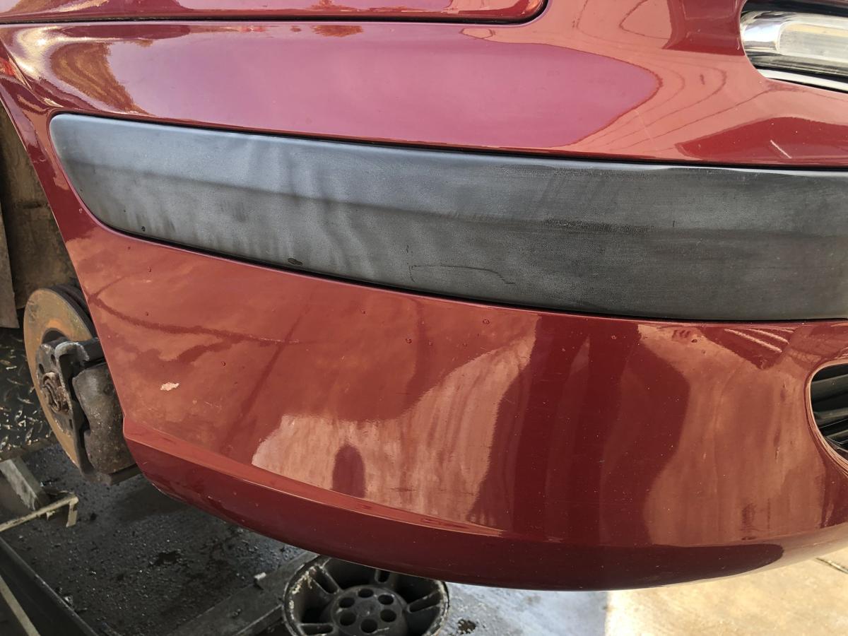 Peugeot 807 original Stoßstange Fänger vorn/Front KKQ Tiefrot Bj 2004