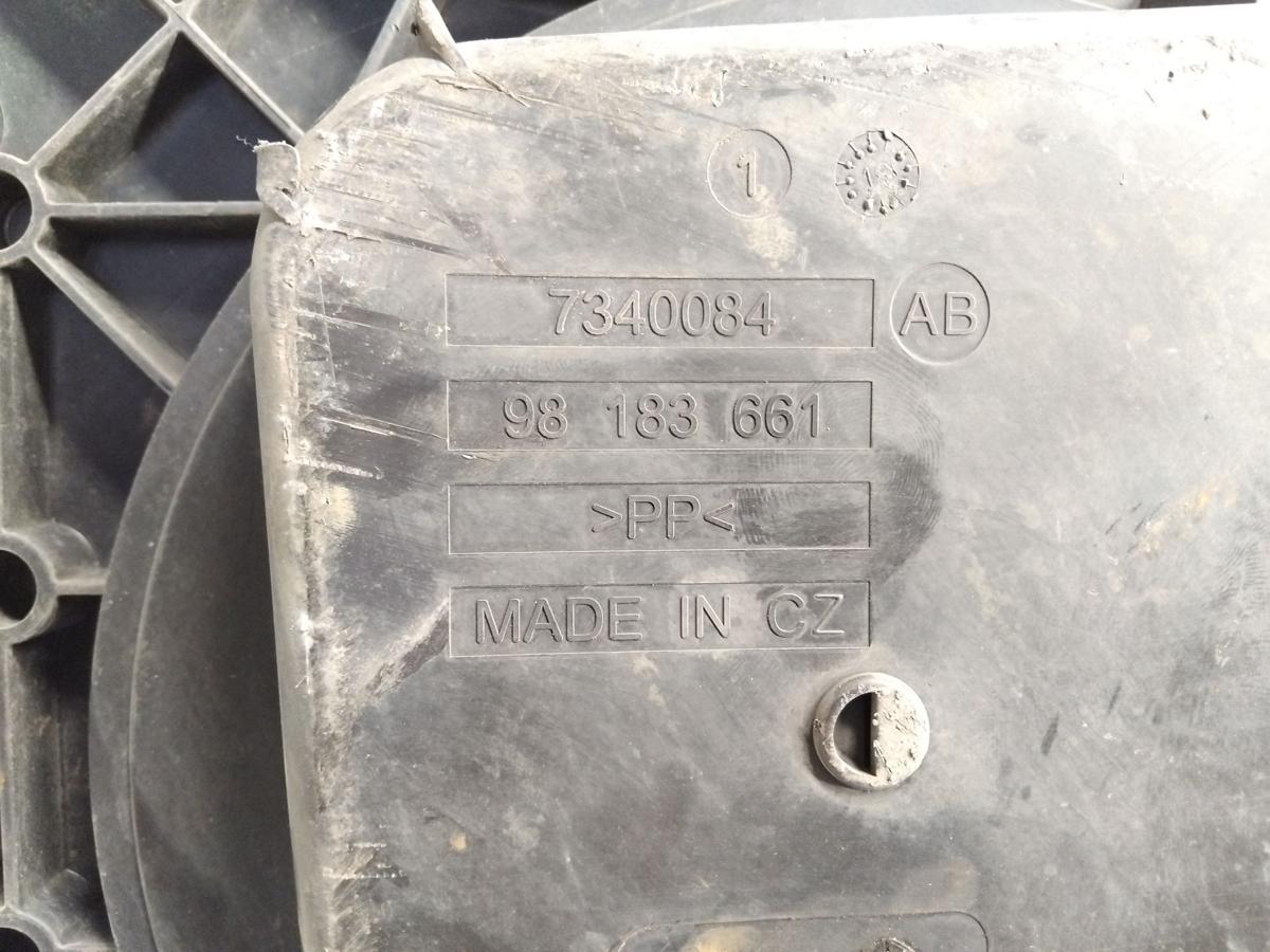 Opel Vivaro C original Additivbehälter Adblue-Tank mit Dosierpumpe Bj.2020
