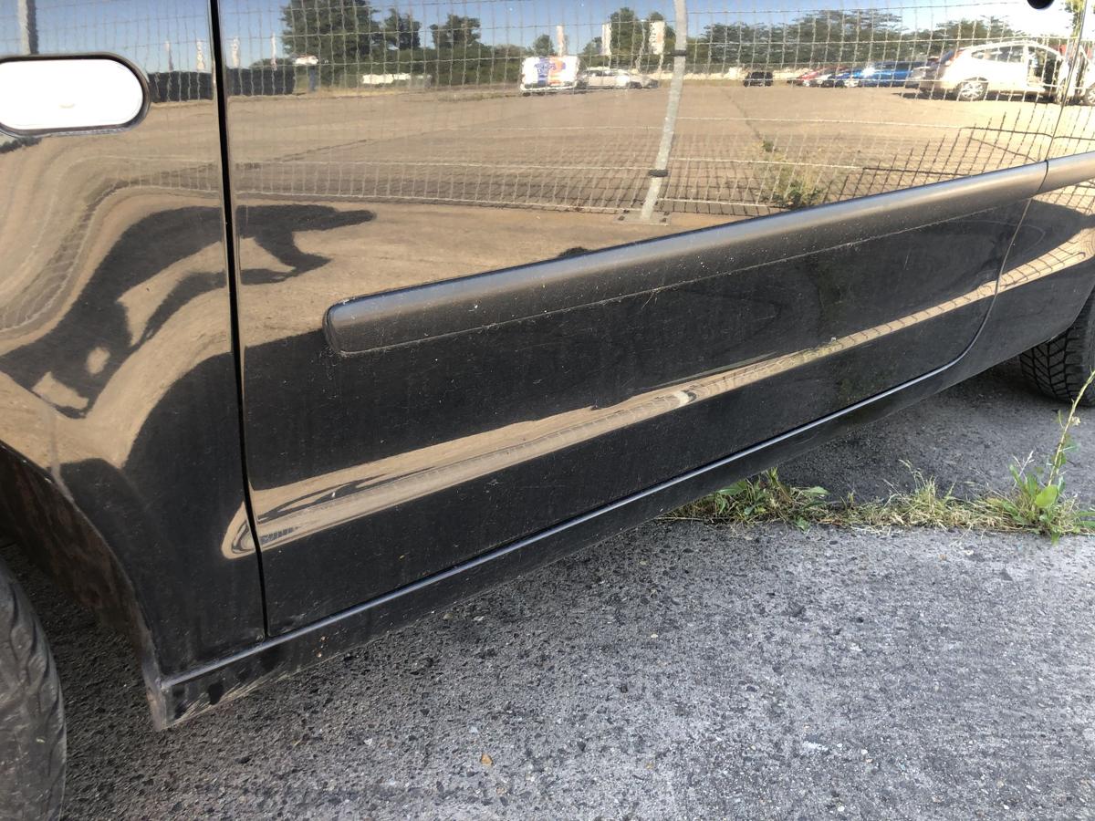 VW Polo 9N 9N1 Tür von links Fahrertür Rohbau LC9Z Black Magic Perl nur 3trg