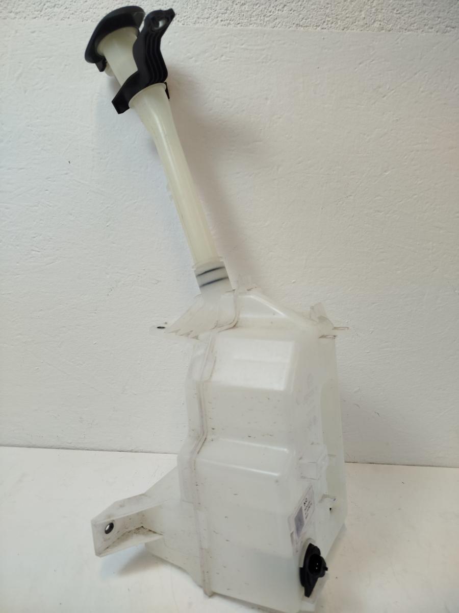 NIO EL6 Elektro SUV Waschwasserbeh&auml;lter Waschbeh&auml;lter mit Sensor