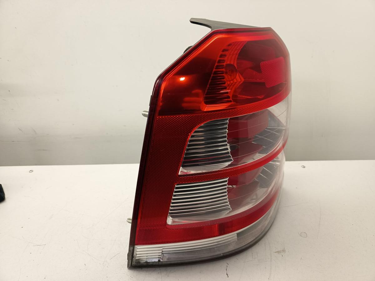 Opel Zafira B original R&uuml;ckleuchte links Facelift Baujahr 2009