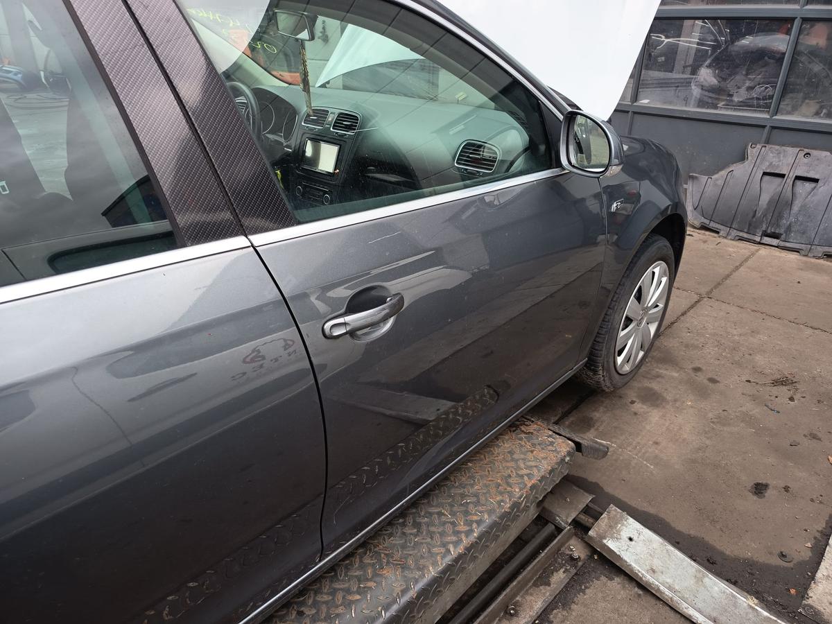 VW Golf VI original Tür rechts Beifahrer D7X Platingrau Bj 2010