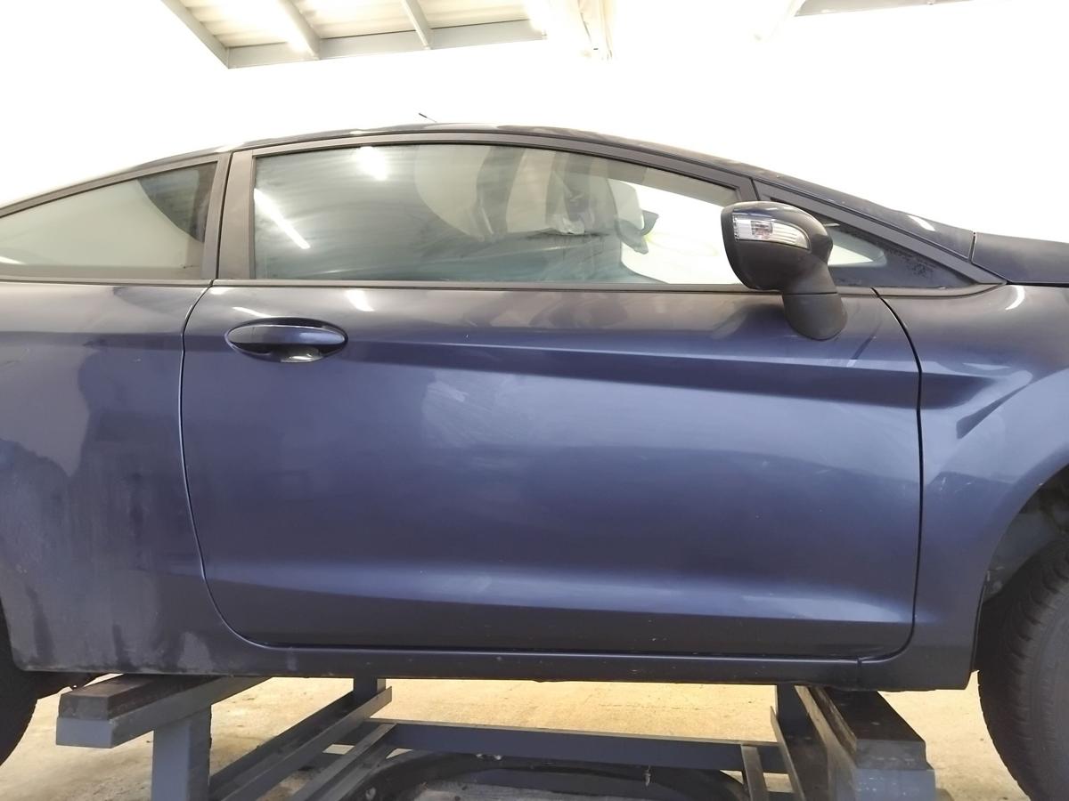 Ford Fiesta JA8 T&uuml;r vorn rechts Beifahrert&uuml;r 3-T&uuml;rer Atlantikblaumetallic BJ2011