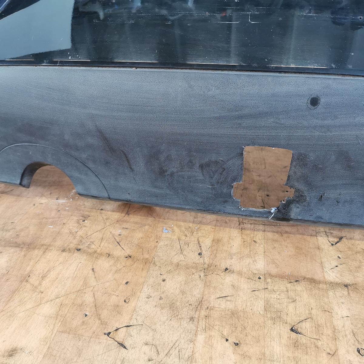 VW FOX 5Z originale Stoßstange hinten schwarz 5Z0807421N Stoßfänger