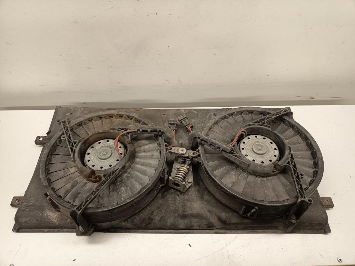 VW T4 original Elektrol&uuml;fter K&uuml;hlerl&uuml;fter 2.5l 63kW Diesel 701121207 Bj 2001