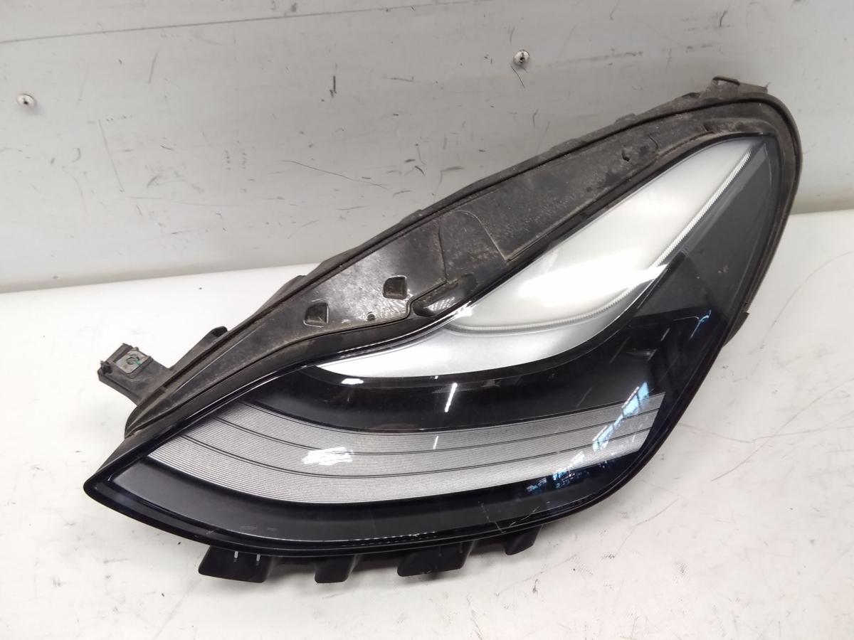Tesla Model Y original Scheinwerfer vorn links LED 151495200C