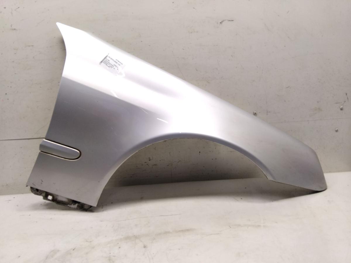 Mercedes C203 Sportcoupe original Kotfl&uuml;gel rechts iridiumsilbermetallic Bj.2006