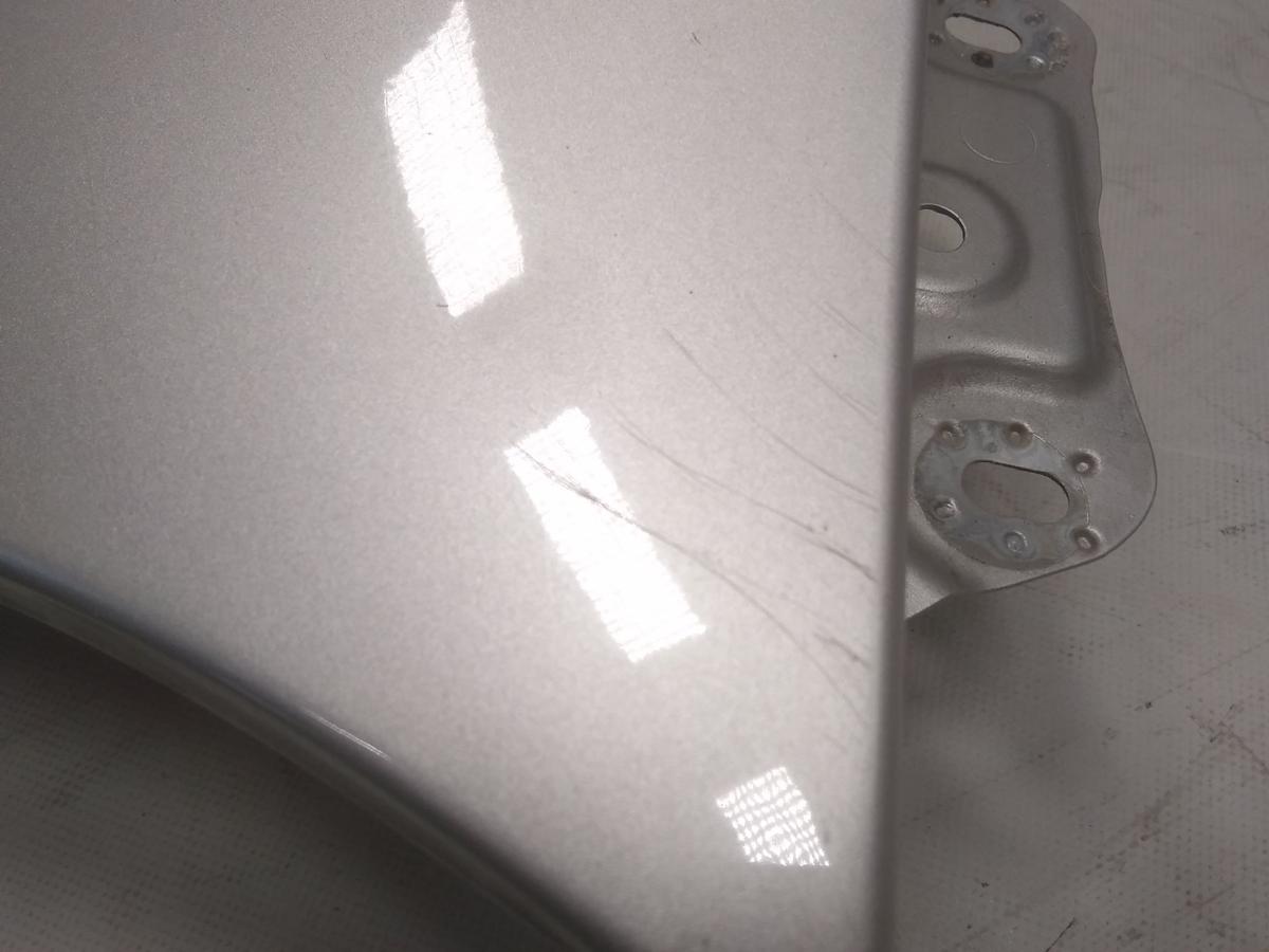 Skoda Roomster 5J original Kotflügel vorn links LF7T diamantsilber BJ2006