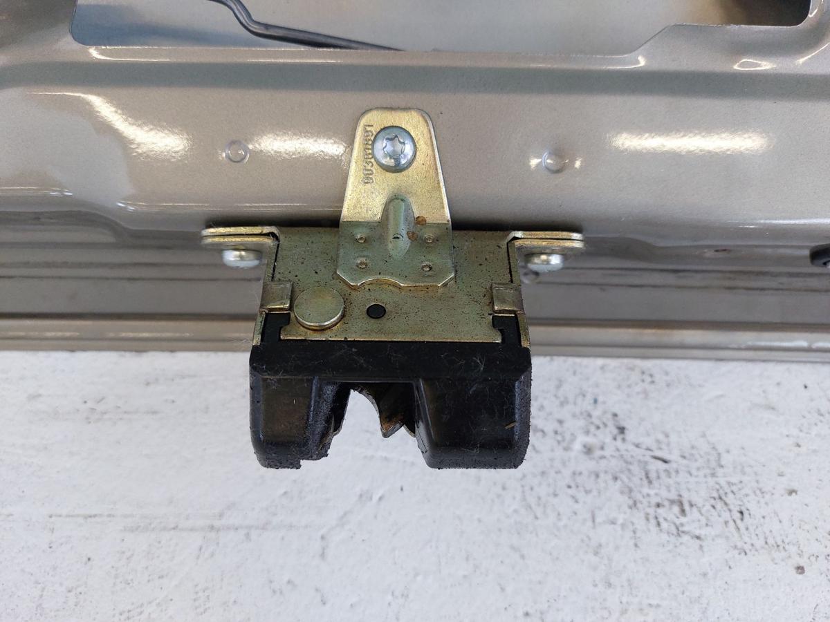 Opel Astra F Fliessheck Heckklappe Kofferraumdeckel Heckdeckel mit Scheibe Z146