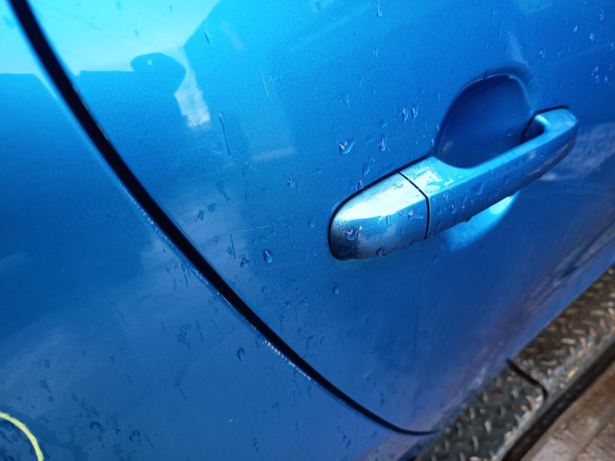 Hyundai i30cw FD original T&uuml;r hinten rechts Fond BV Vivid blue Bj 2010