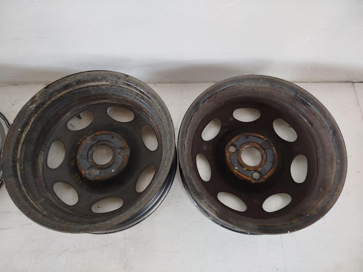 Smart 451 fortwo Coupe Satz Felgen Stahl Stahlfelgensatz 4,5x15 23,5 5,5x15 22