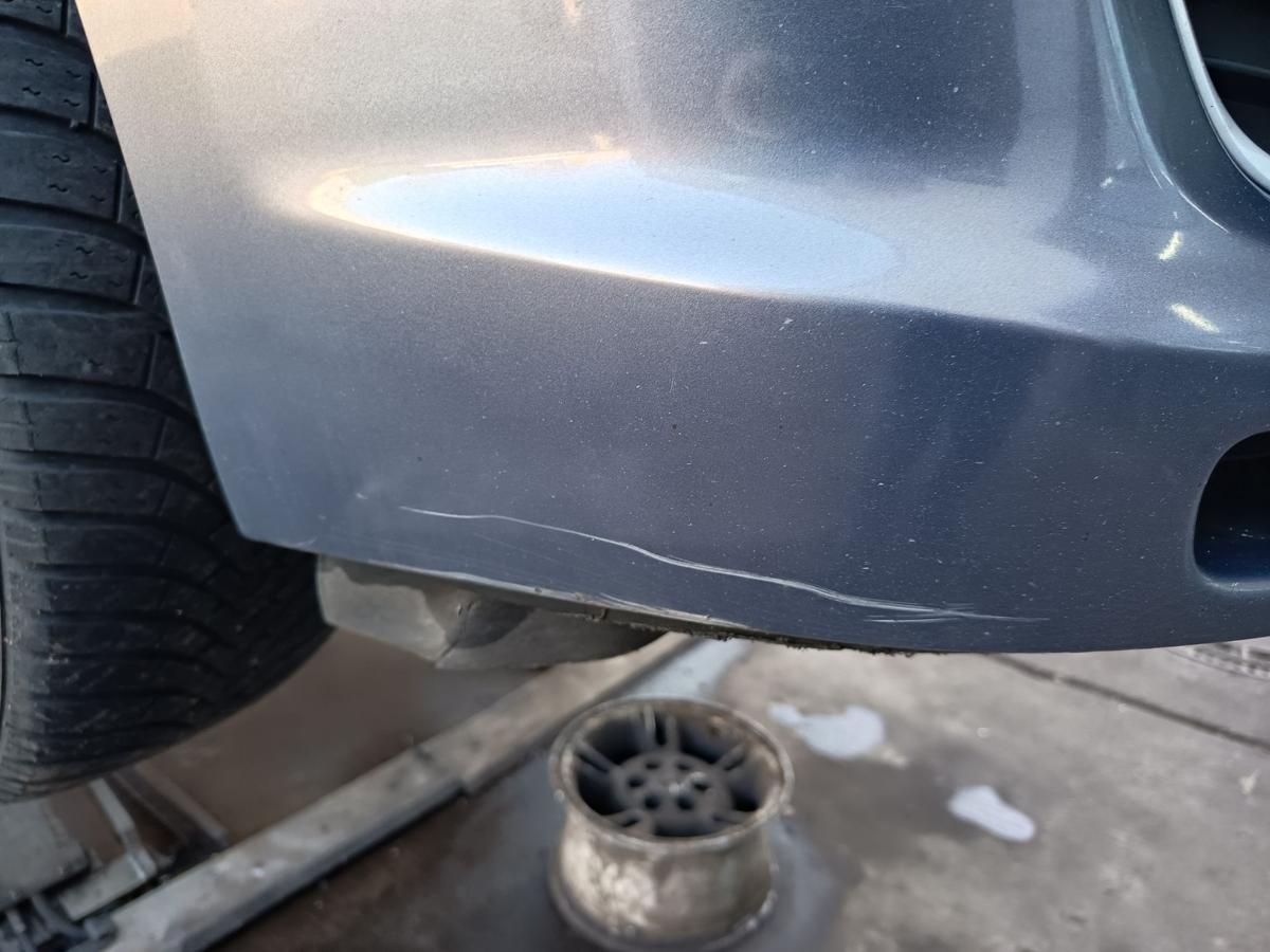 Mazda 6 GH original Sto&szlig;stange F&auml;nger vorn Front 32S Galaxisgrau Bj 2009