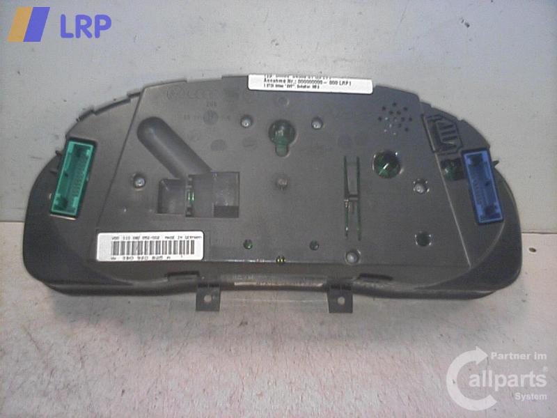 VW Passat 3BG Tacho Kombiinstrument 3B0920825A 110080052002 VDO 1.9TDI 96kW 2000