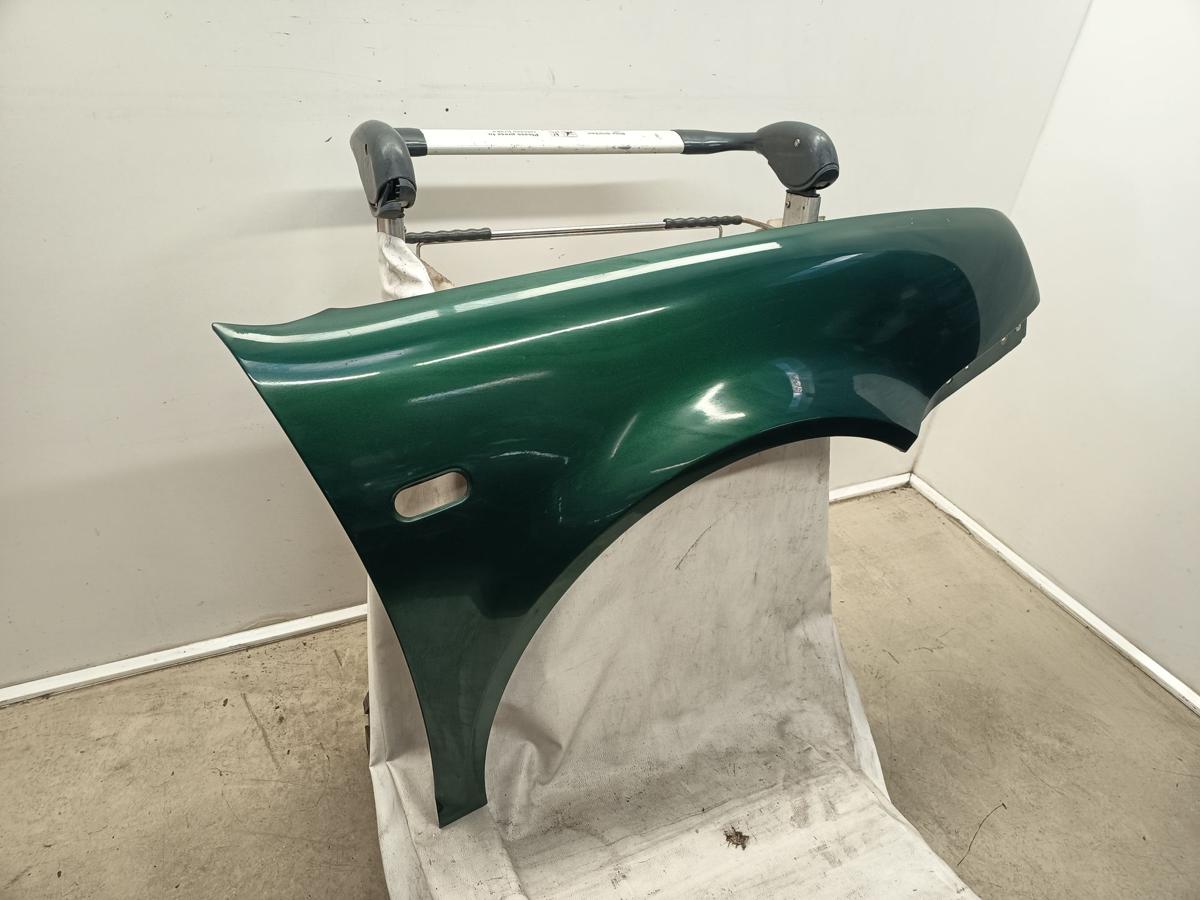 VW Golf IV original Kotfl&uuml;gel rechts LC6M Gr&uuml;n Baujahr 1999