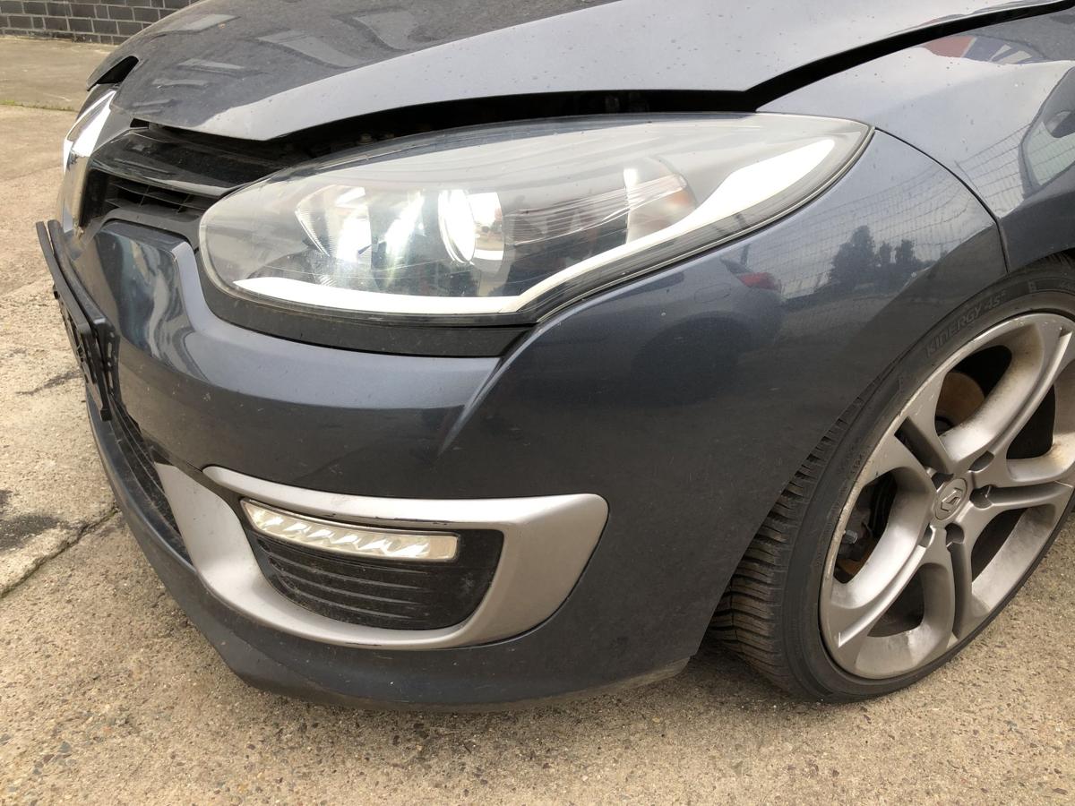 Renault Megane 3 III Grandtour Stoßfänger vorn GT Facelift Tagfahrlicht TEKPN