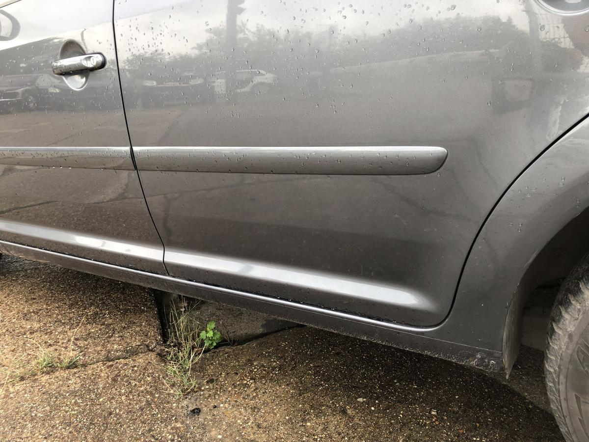 VW Touran 1T Tür hinten links Fondtür im Rohbau LD7X Platinum Grey Metallic